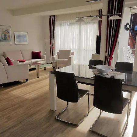 Exklusive Familienfreundliche Im Haus Aalbeek Lejlighed *